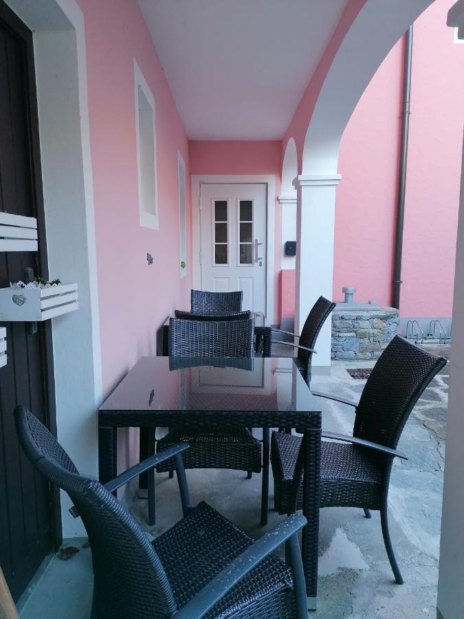 Gaestehaus Ruinenblick Bed and Breakfast Spitz an der Donau Εξωτερικό φωτογραφία